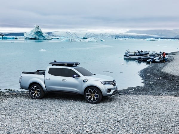 Renault ALASKAN Concept 7