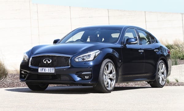 2016 Infiniti Q70