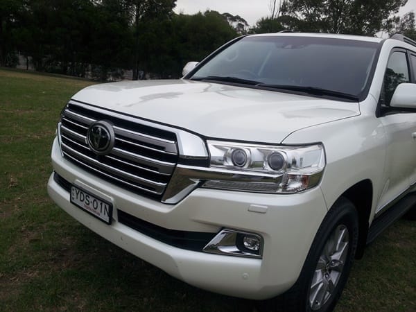 2016 Toyota LandCruiser 200 Series Sahara