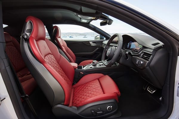 Audi S5  3.0l V6 TFSI coupe 