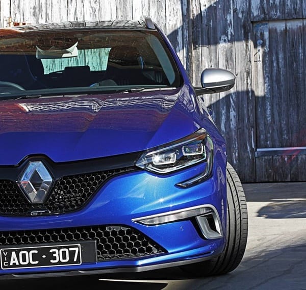 2017-Renault-Megane-GT (