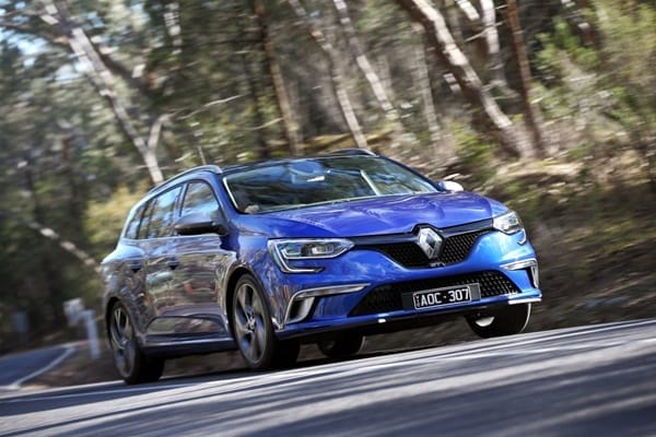 2017-Renault-Megane-GT (