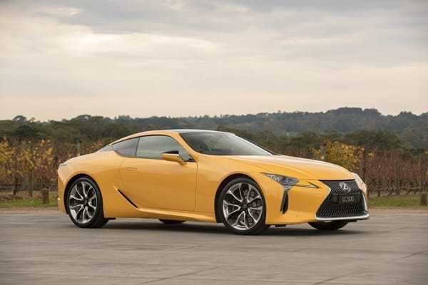 Lexus LC500h 5L V8