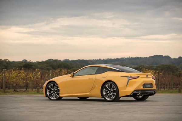 Lexus LC500h 5L V8