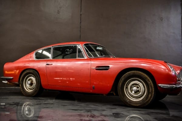 1966 Aston Martin DB6 Vantage 600