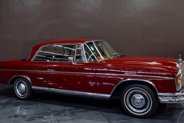 1967 Mercedes-Benz 300SE Coupe 600