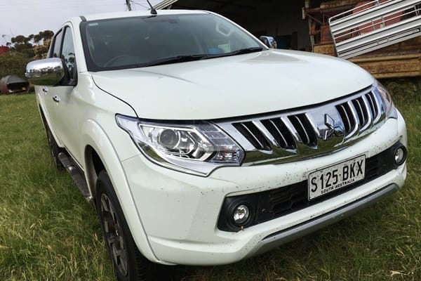 Mitsubishi Triton Exceed Dual Cab Ute 4WD