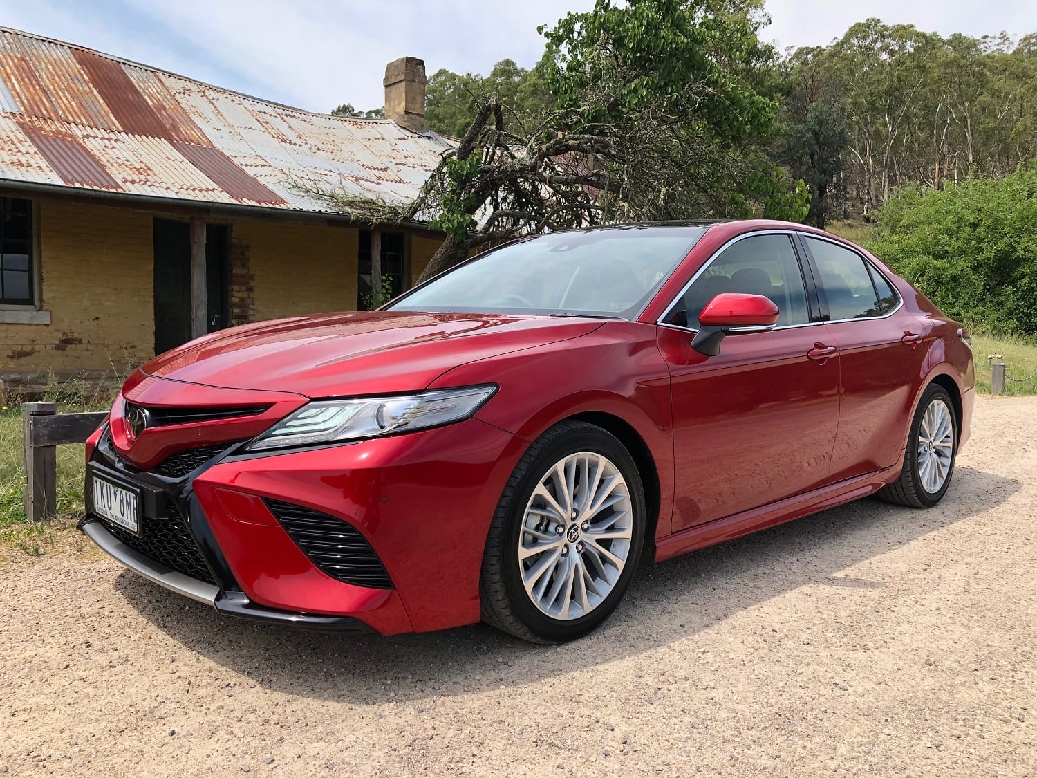 2018 toyota camry sl