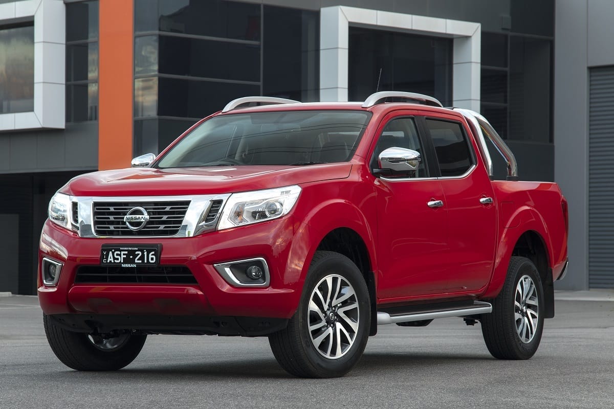 2018 nissan navara dual-cab