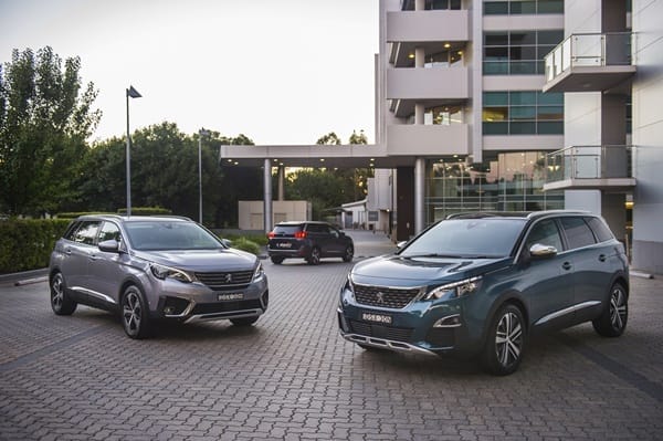 2018 Peugeot 5008 range - GT (right), Allure (left) and GT-Line (Photo Narrative Post/Matthias Engesser)