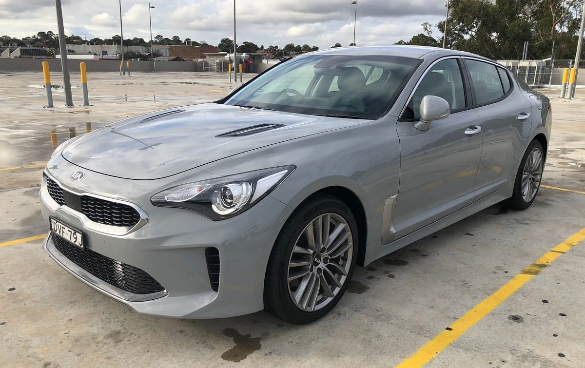 2018 kia stinger ceramic grey