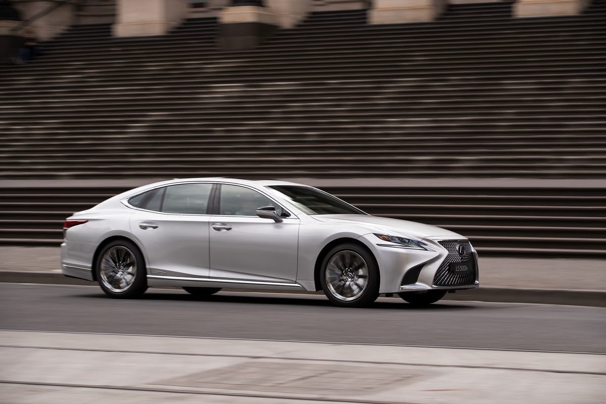 2018 Lexus LS 500h Sports Luxury