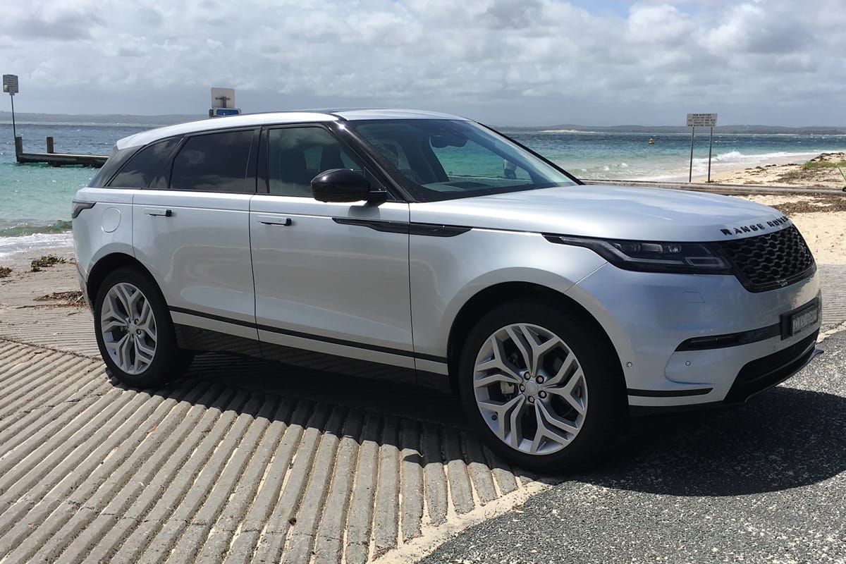 2019 Range Rover Velar P250 SE front