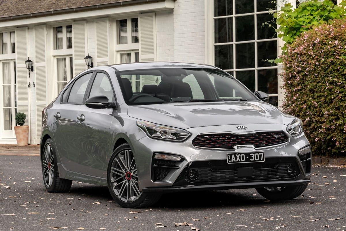 2019 Kia Cerato GT front