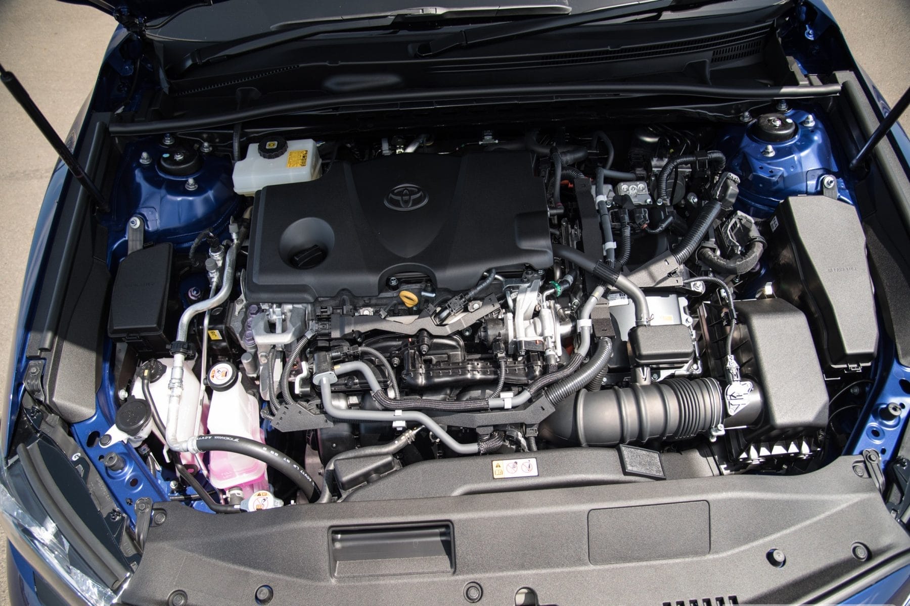 2018 Toyota Camry Hybrid Ascent Sport 1 engine