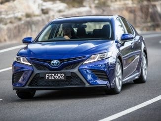 2017 Toyota Camry Ascent Sport hybrid