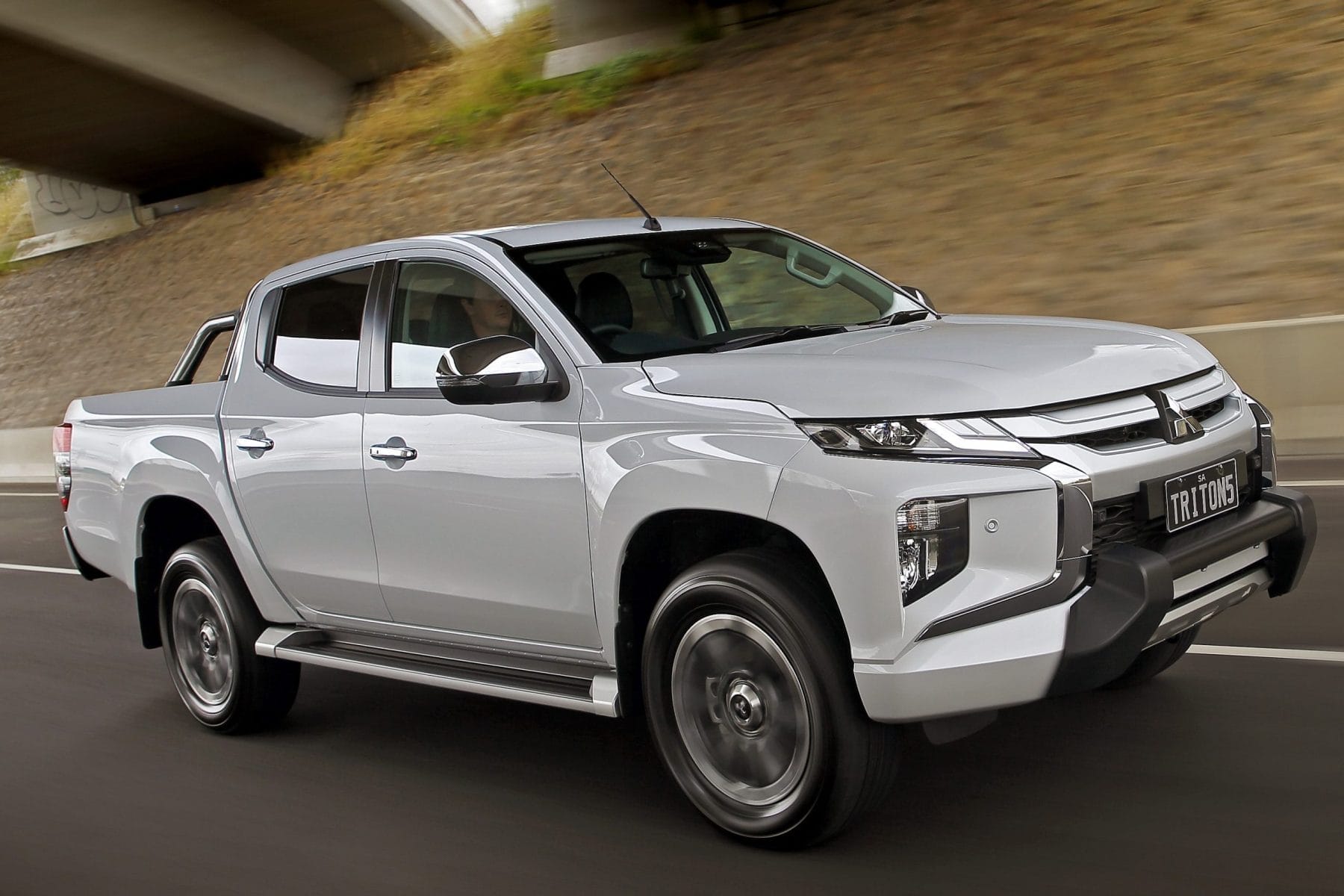 2019 Mitsubishi Triton GLS Premium 4WD 16 FRONT 34