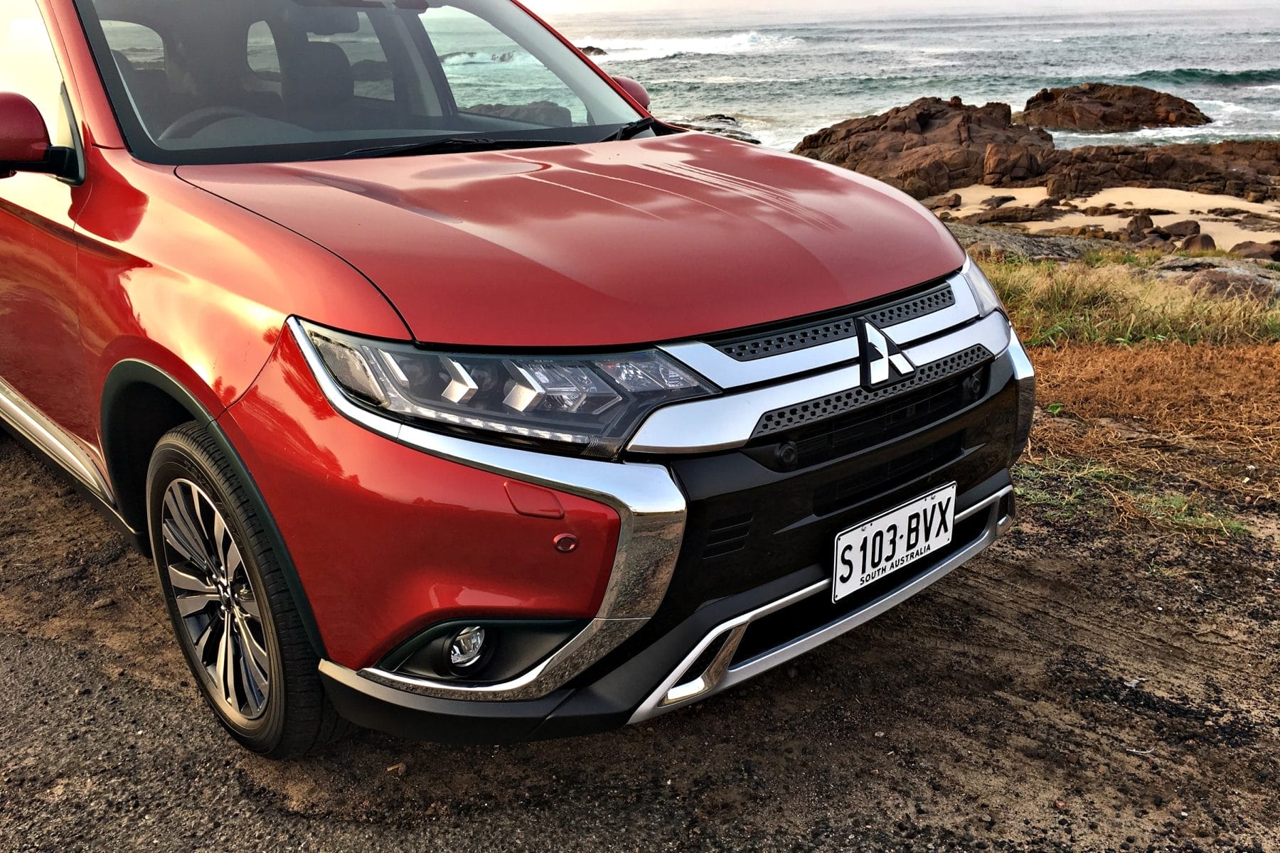 2019 Mitsubishi Outlander Exceed 