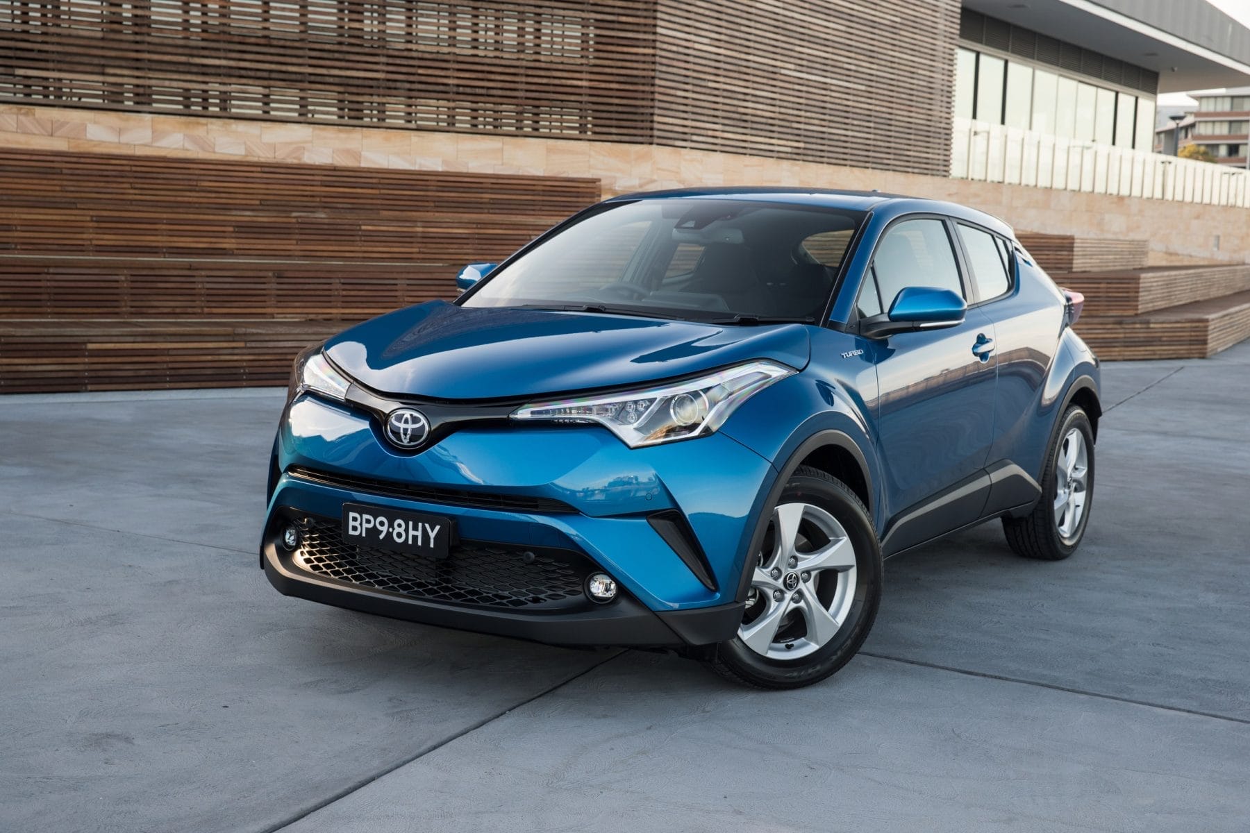 2019 Toyota C-HR 2WD 2 internal