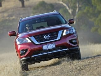 2018 Nissan Pathfinder TI AWD COTY 9