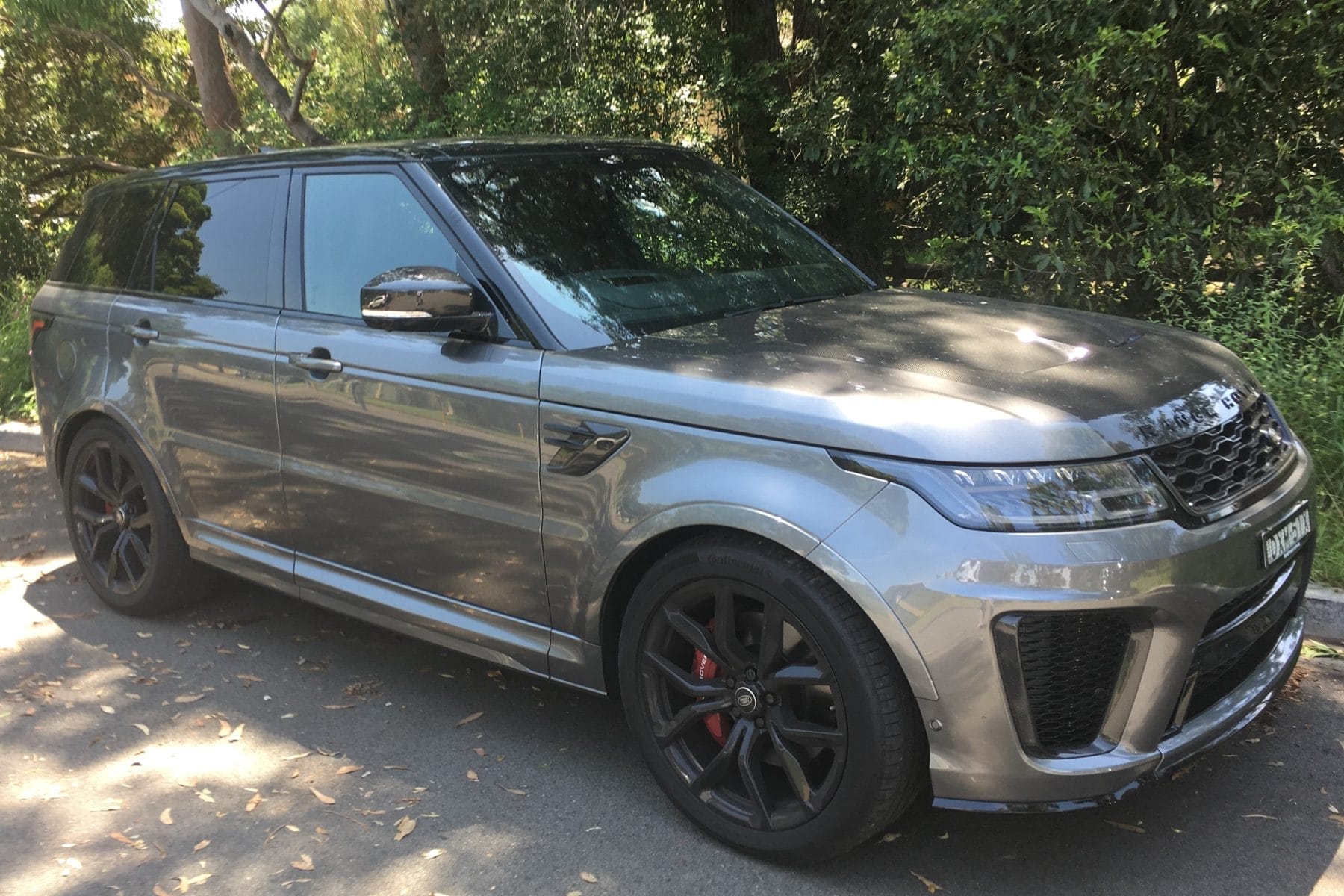 2018 Range Rover V8SC SVR COTY front 34 3
