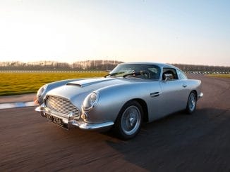 Aston Martin DB5 Iconic cars