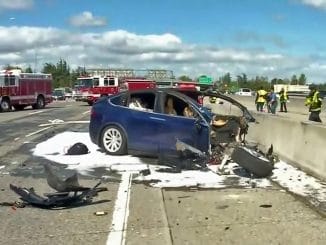 Tesla autopilot crash