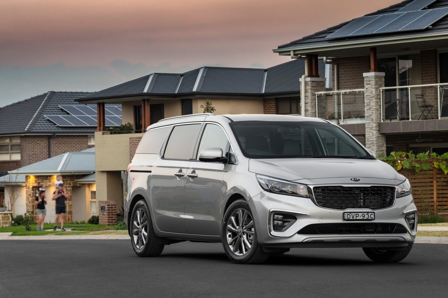 2019 Kia Carnival PE Platinum.