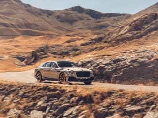 2019 Flying Spur BlackLine edition White Sand 2