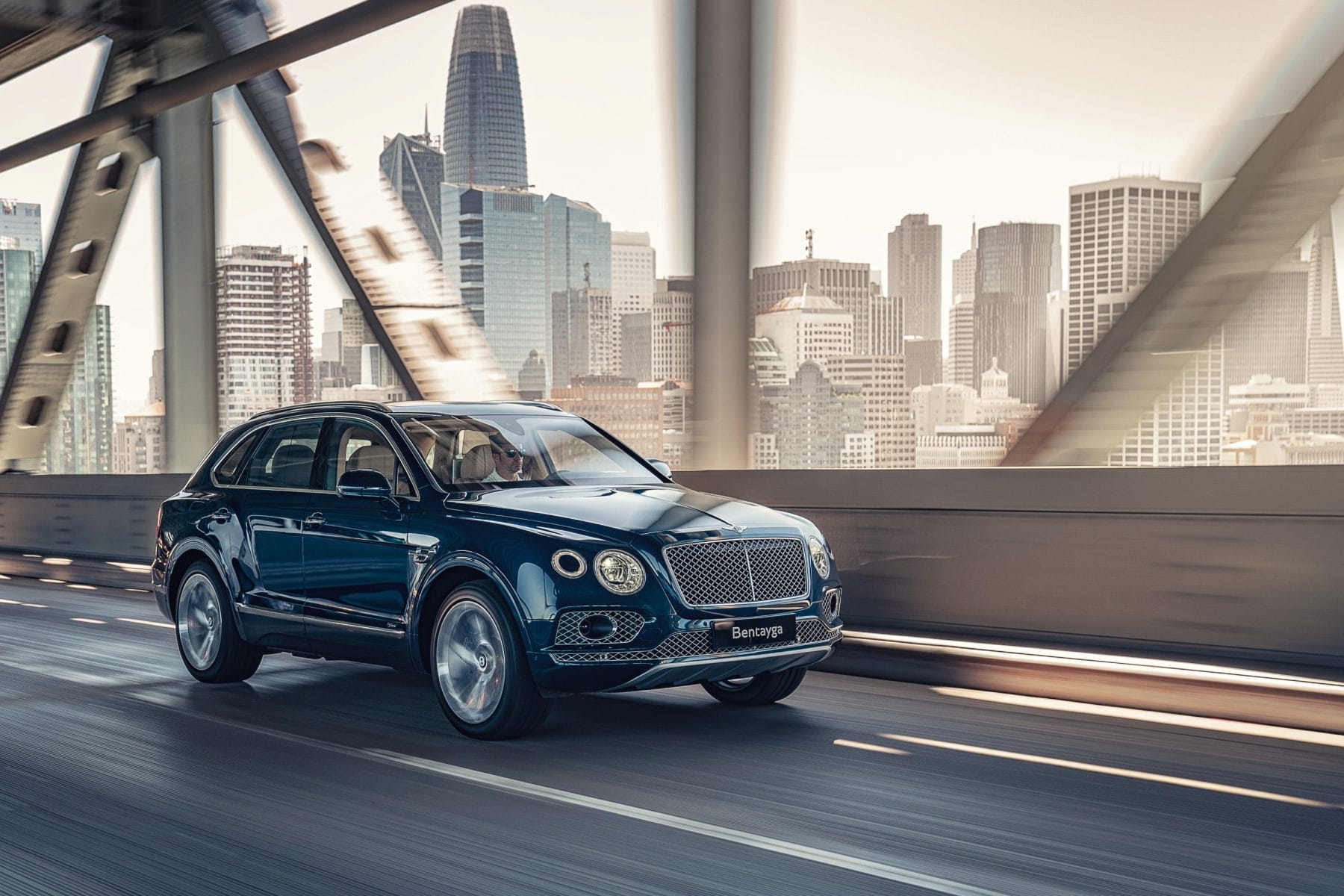 Bentley Bentayga Hybrid 