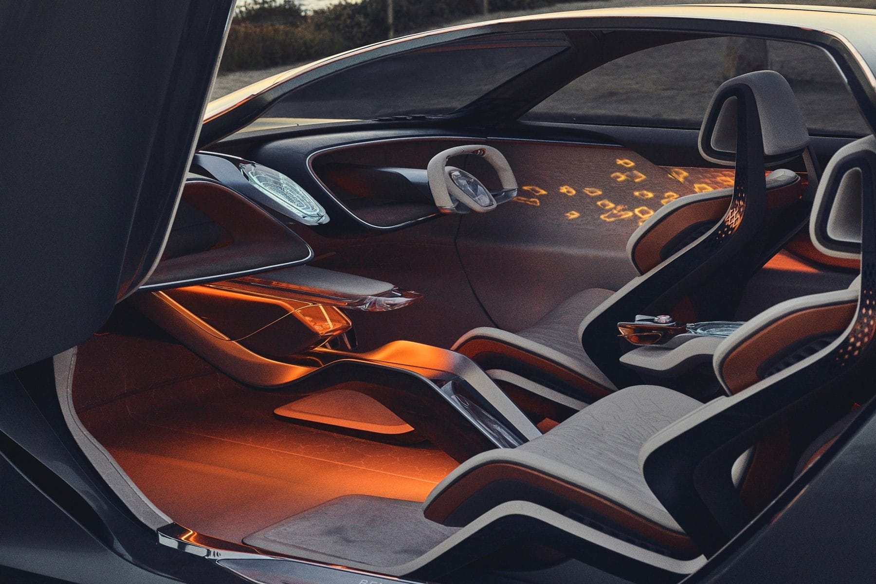 Bentley EXP 100 GT Partners interior