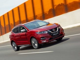 2020 Nissan QASHQAI N-SPORT 1 driving