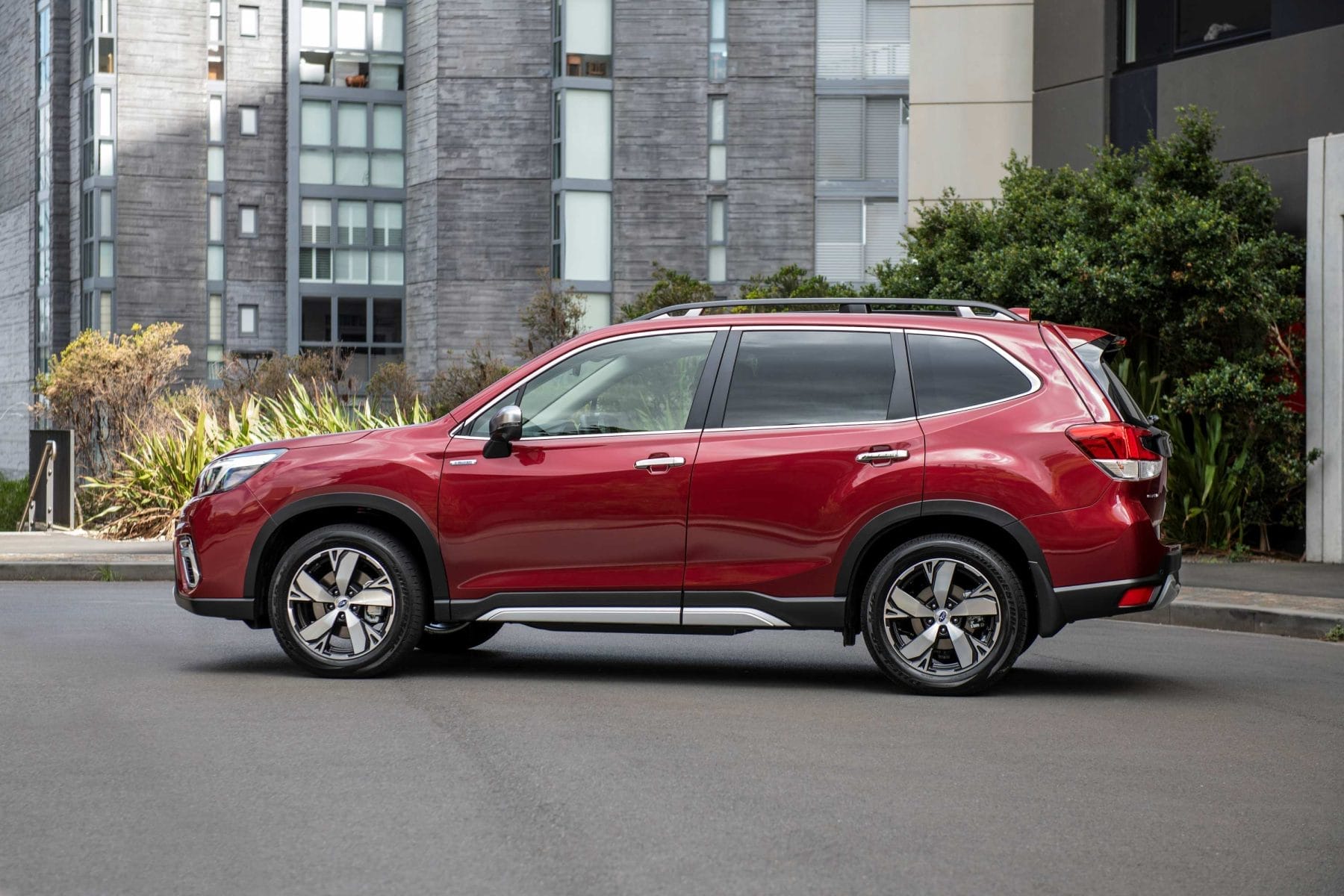 2020 Subaru Forester Hybrid S 3 profile