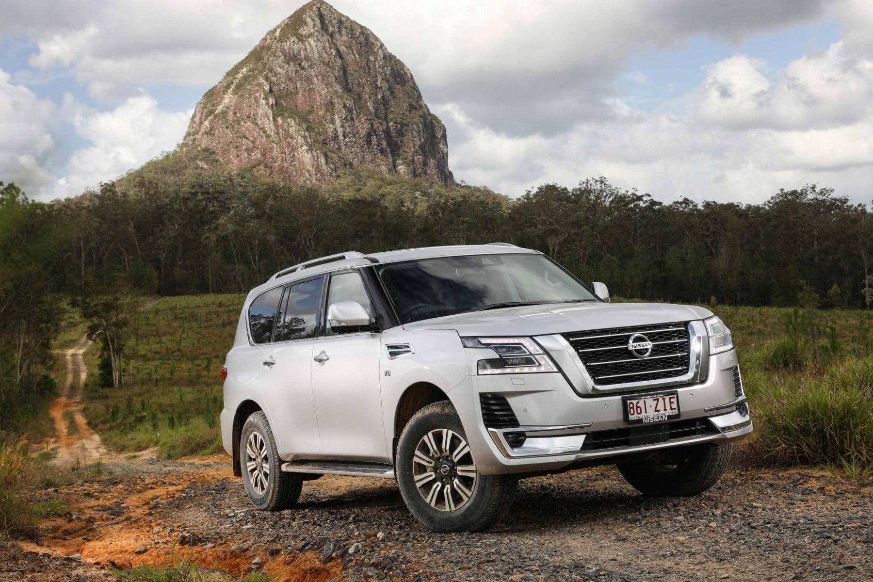 2019 Nissan Patrol Ti-L 1 exterior