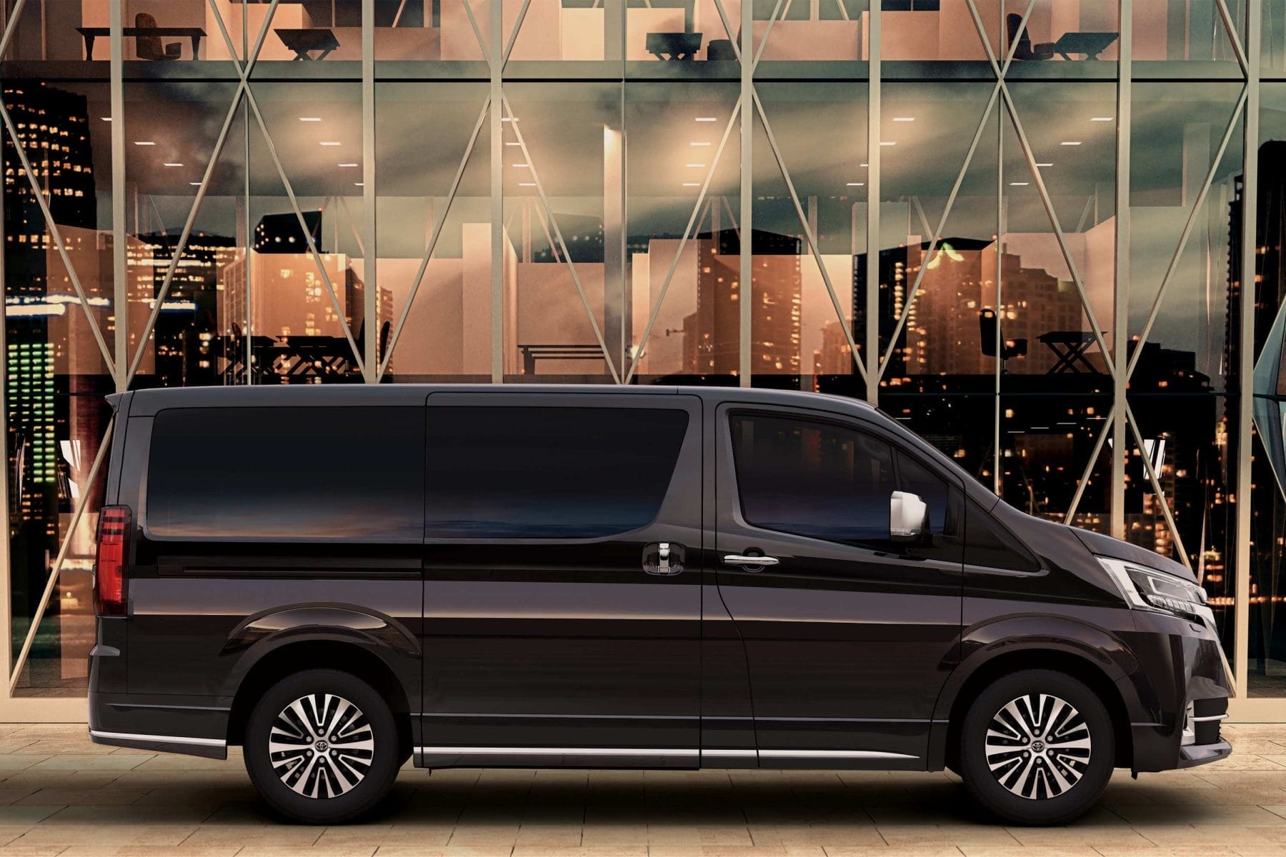 2020 Toyota Granvia VX profile