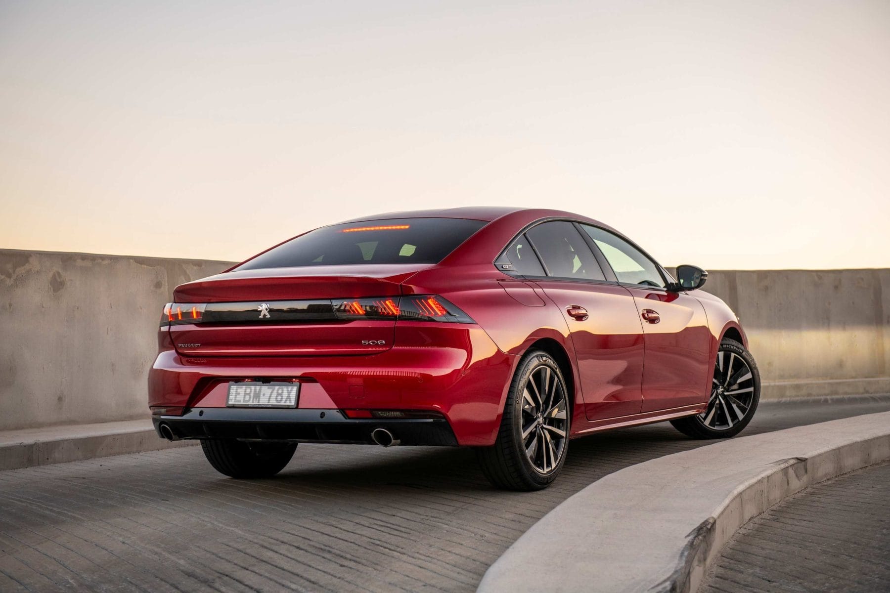 Peugeot 508 GT Fastback exterior 