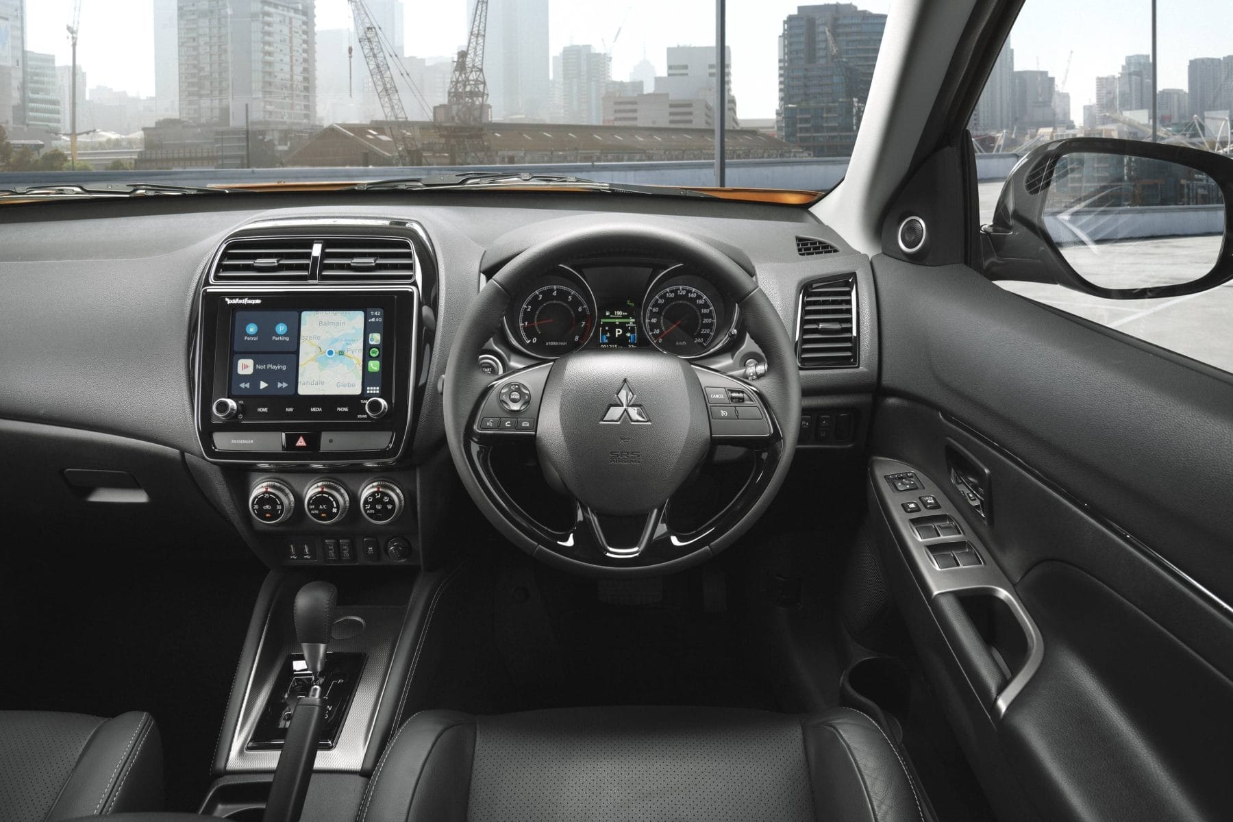 Mitsubishi ASX-Exceed interior