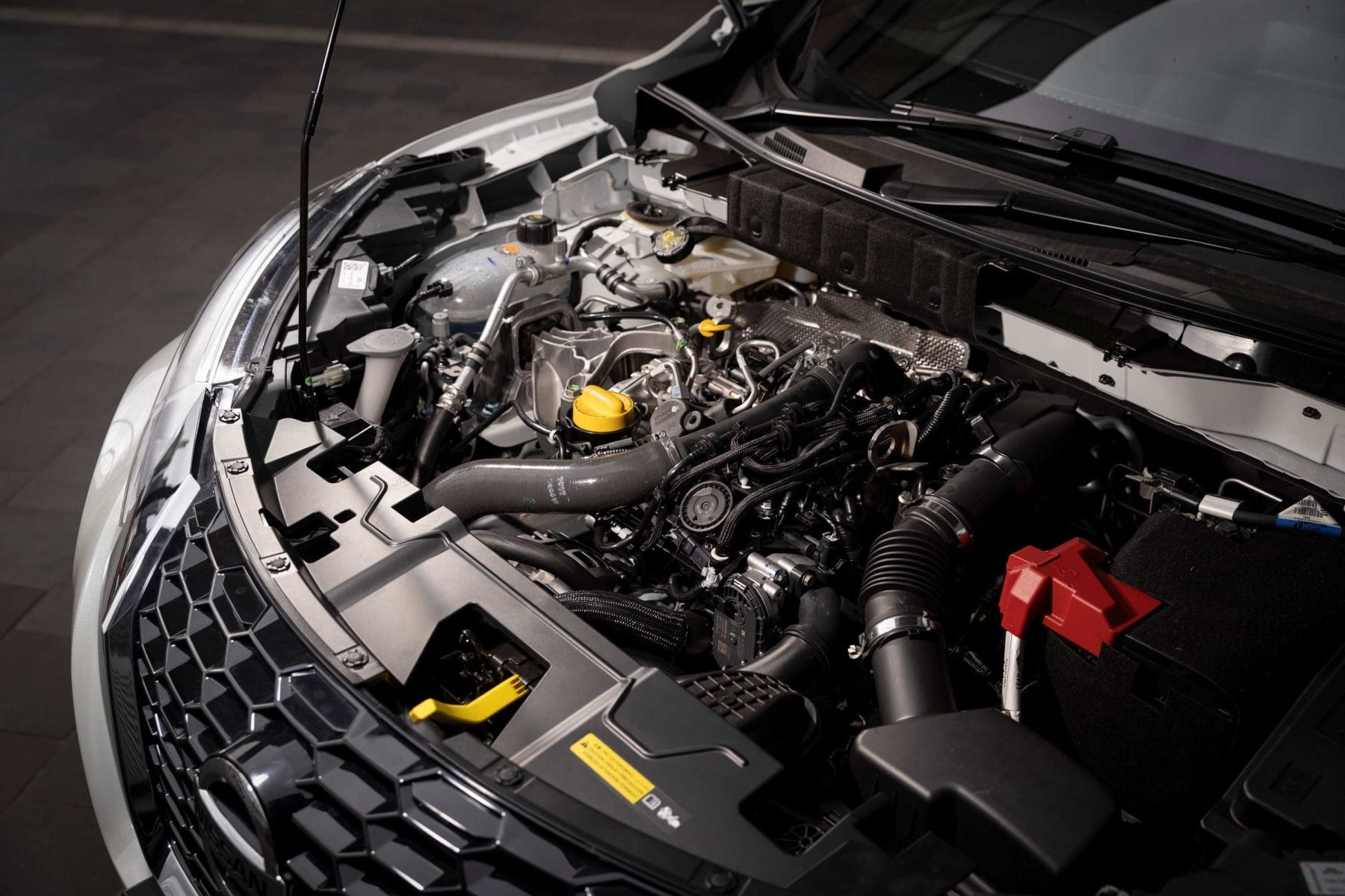 2020 Nissan JUKE ST engine