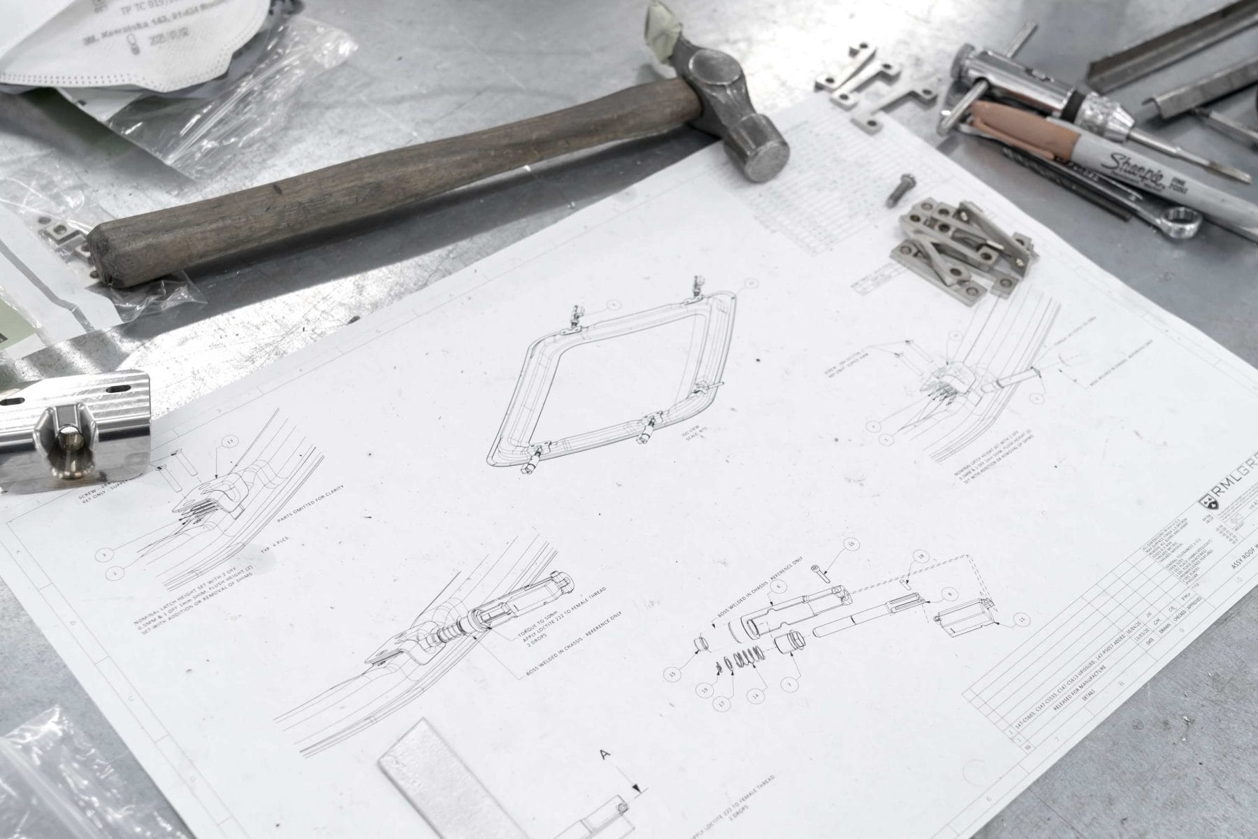 2020 aston-martin-db5-goldfinger-continuation0