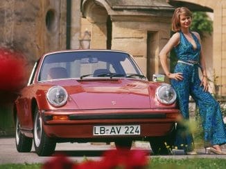 Porsche Type 911 27 Targa model year 1974