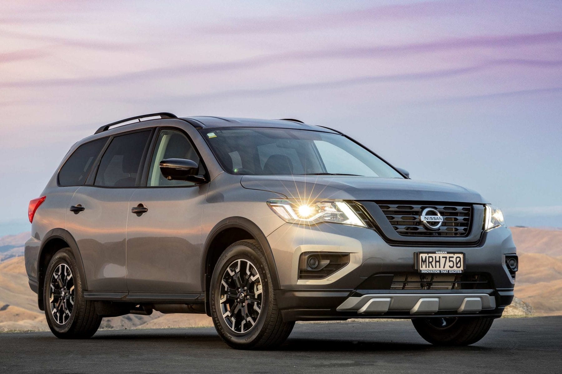 2020 Nissan Pathfinder N-TREK 