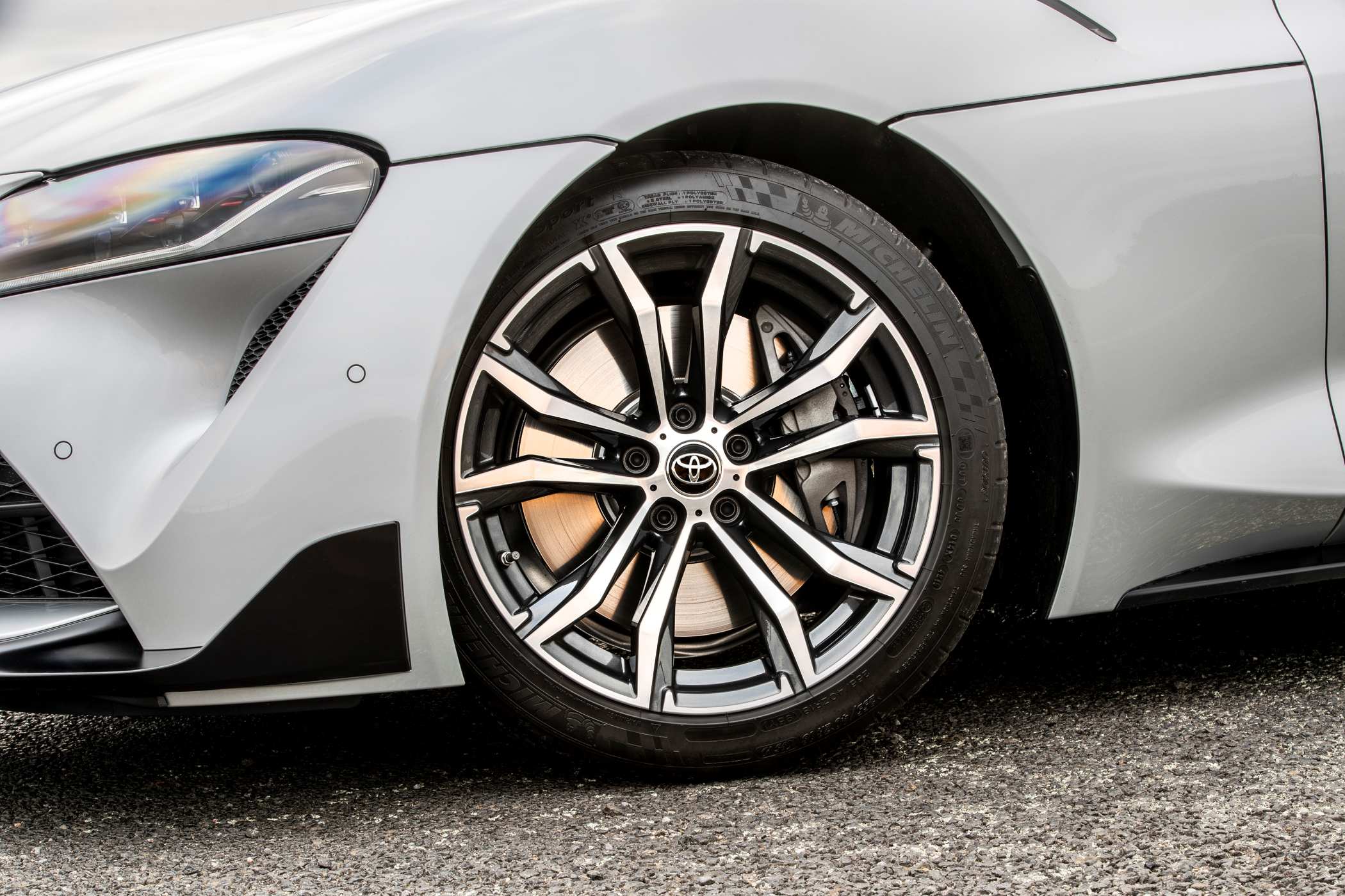 2019 Toyota GR Supra GT Suzuka Silver 18-inch alloy wheel.