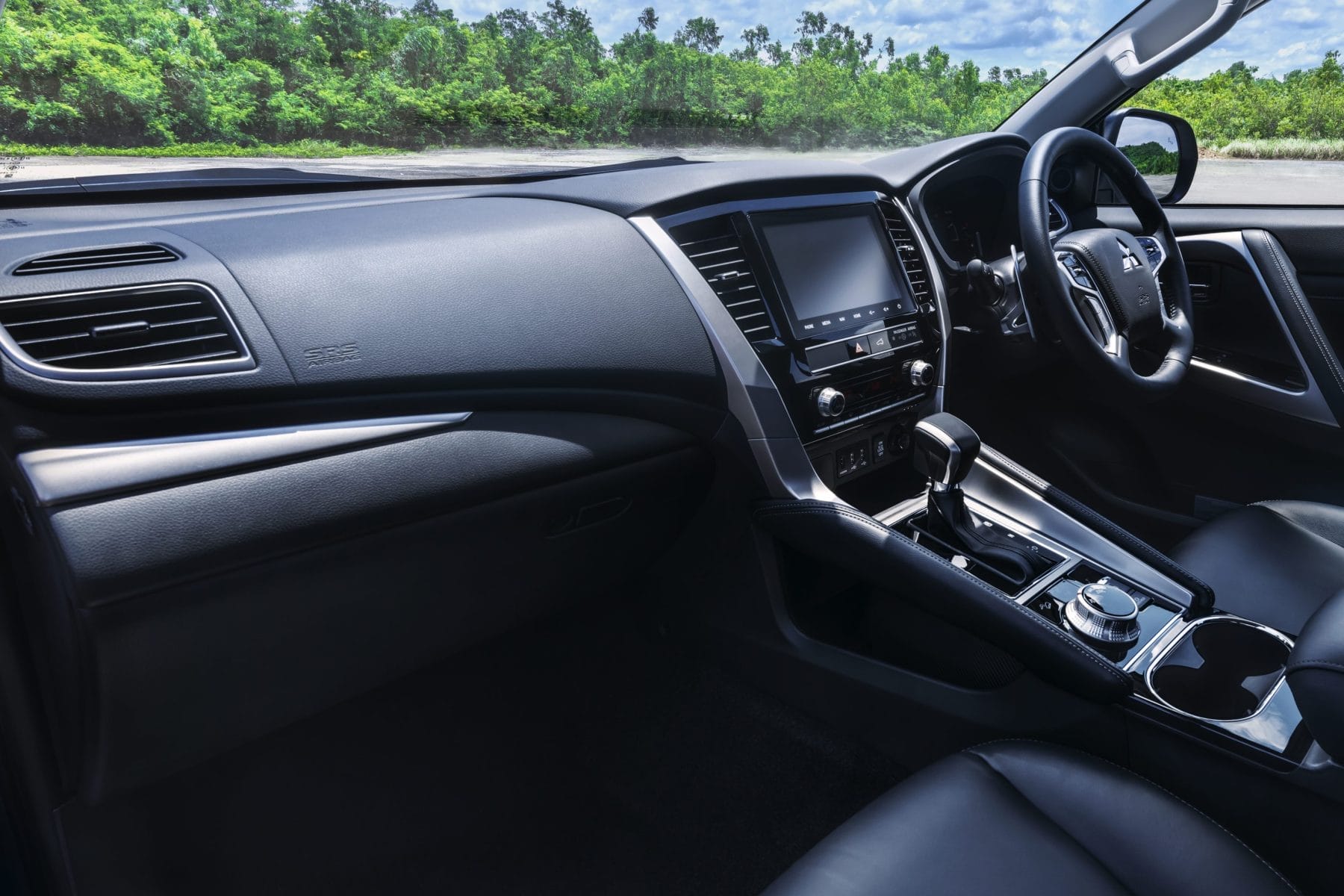 2020-mitsubishi-Pajero-Sport-