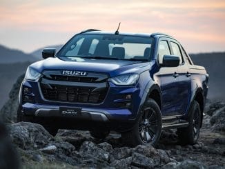 21MY Isuzu D-MAX 4x4 X-TERRAIN Crew Cab Ute Cobalt Blue mica (3)