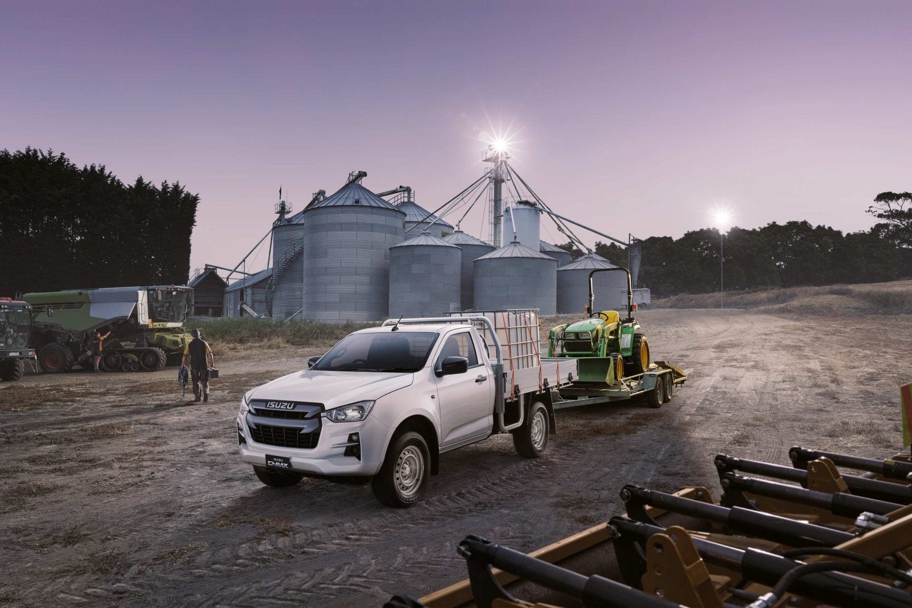 Isuzu D-MAX SX 21MY Down on the Farm with talent 4x4 SX Single CC Mercury Silver