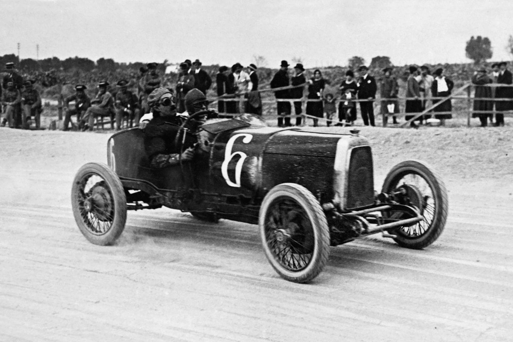 Aston Martin Chassis TT2-Spanish-GP - AMHT Copyright