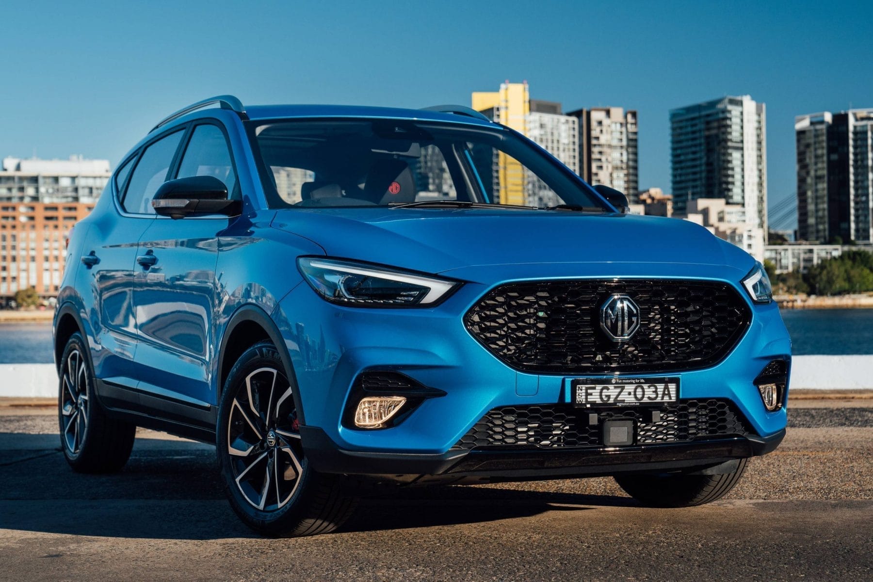 MG-ZST_-SUV-Reviews-