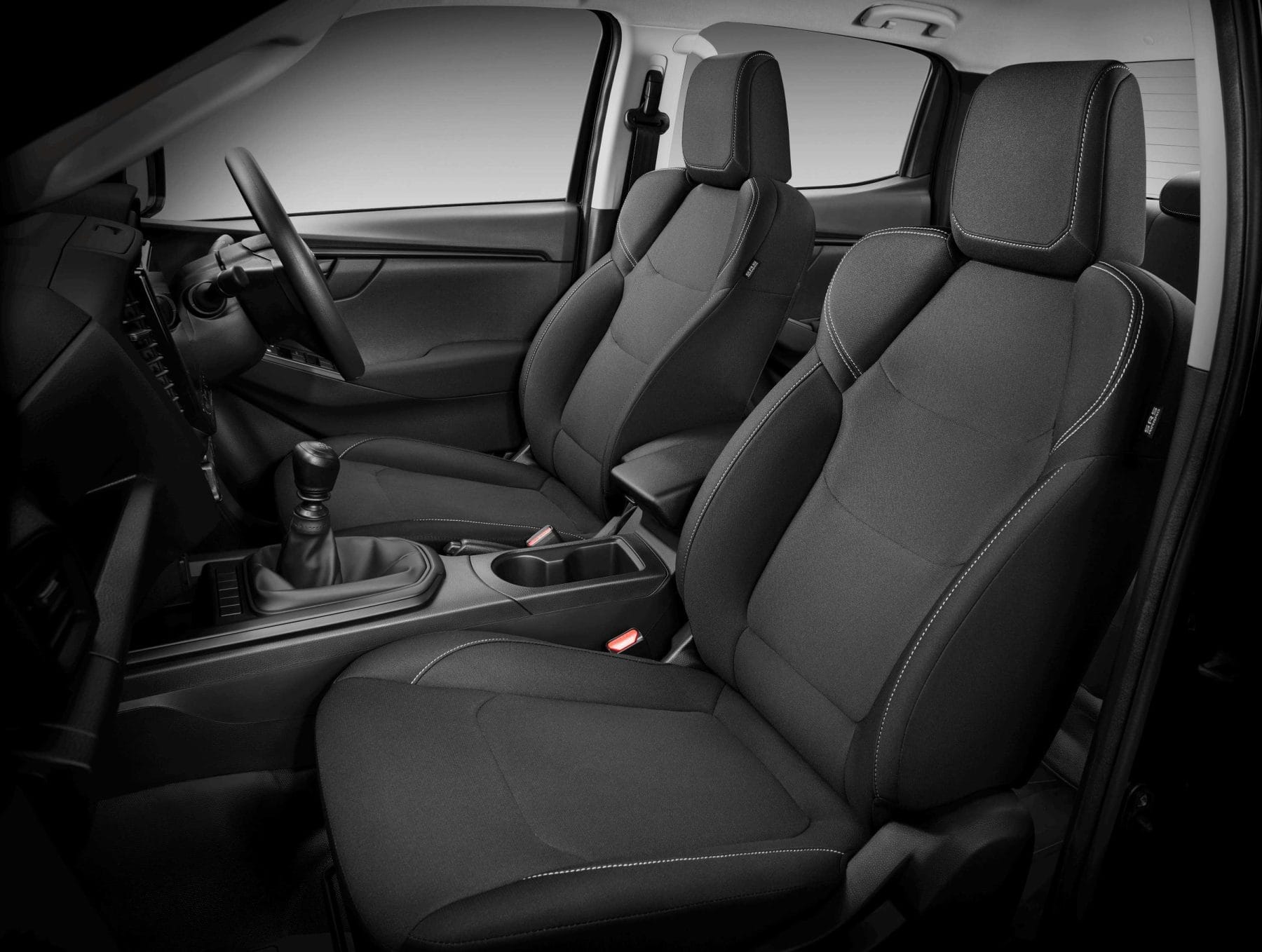 Isuzu D-MAX Space Cab front seats