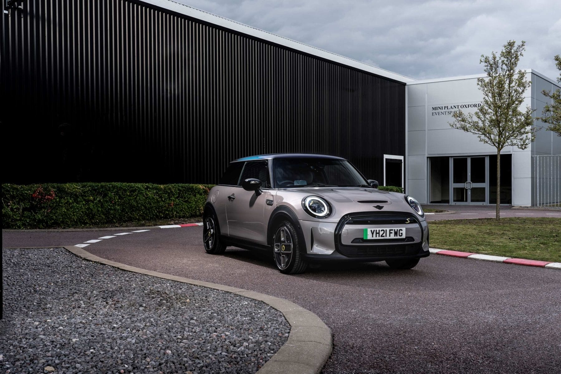 2021 MINI 20 Year anniversary 5