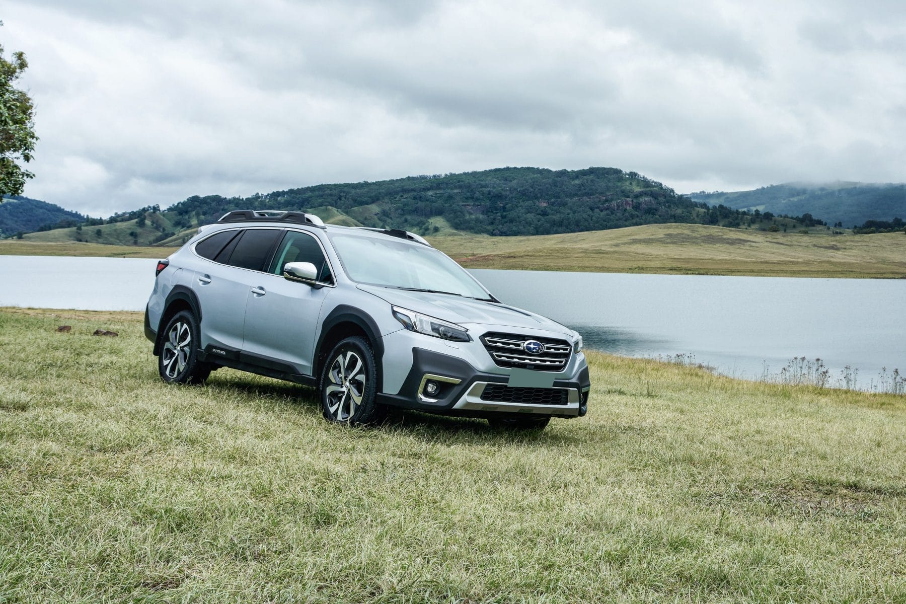 MY21 Subaru Outback AWD Touring